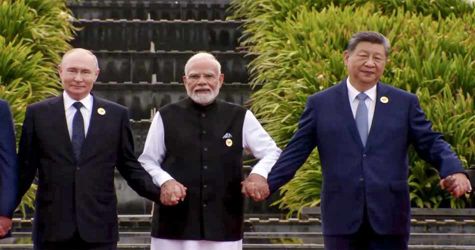 pm-modi-see-ji-puten-12-9-26-3210