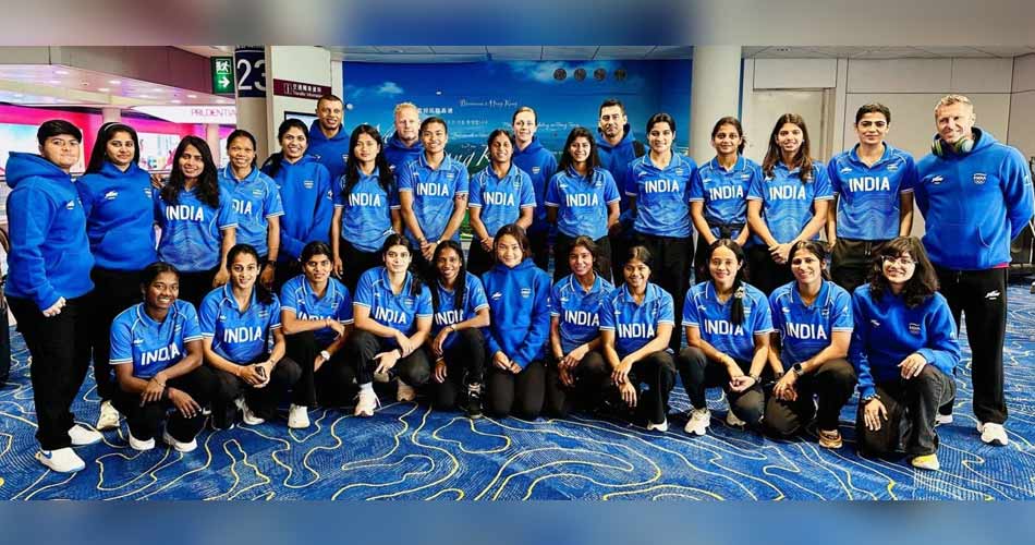 womens-hockey-team-8-9-26-321058